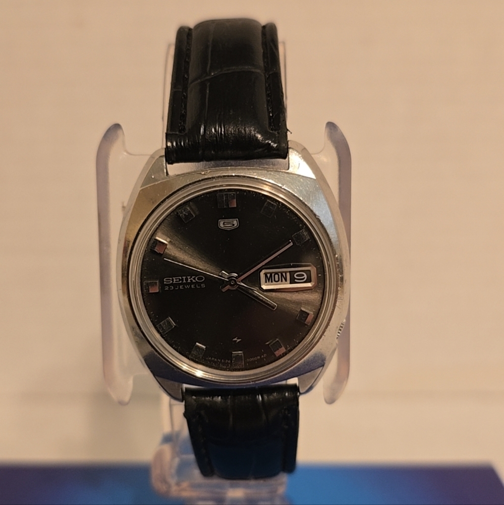 COPY - Vintage Seiko 5 Watch – Black Dial – Day/Date Display